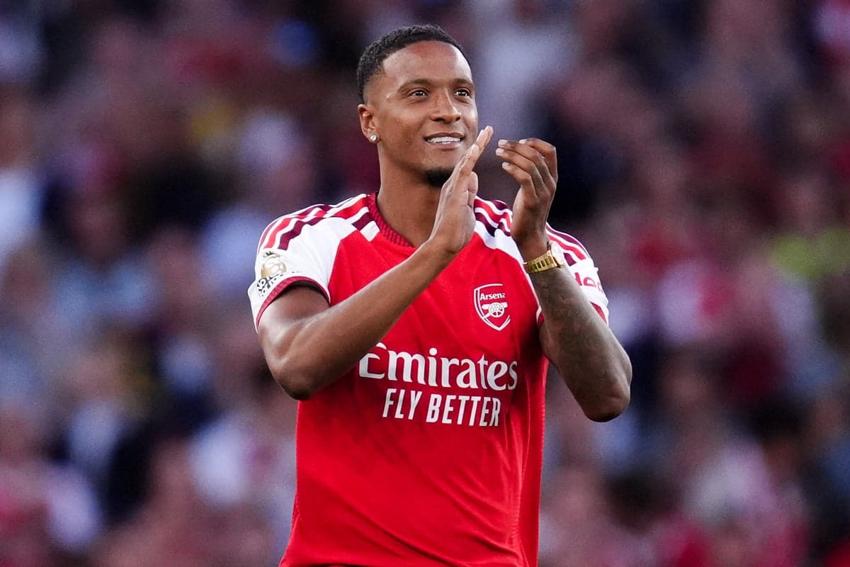Aston Villa vs Arsenal LIVE: Ezri Konsa returns as Nicolas Jackson makes debut in Premier League