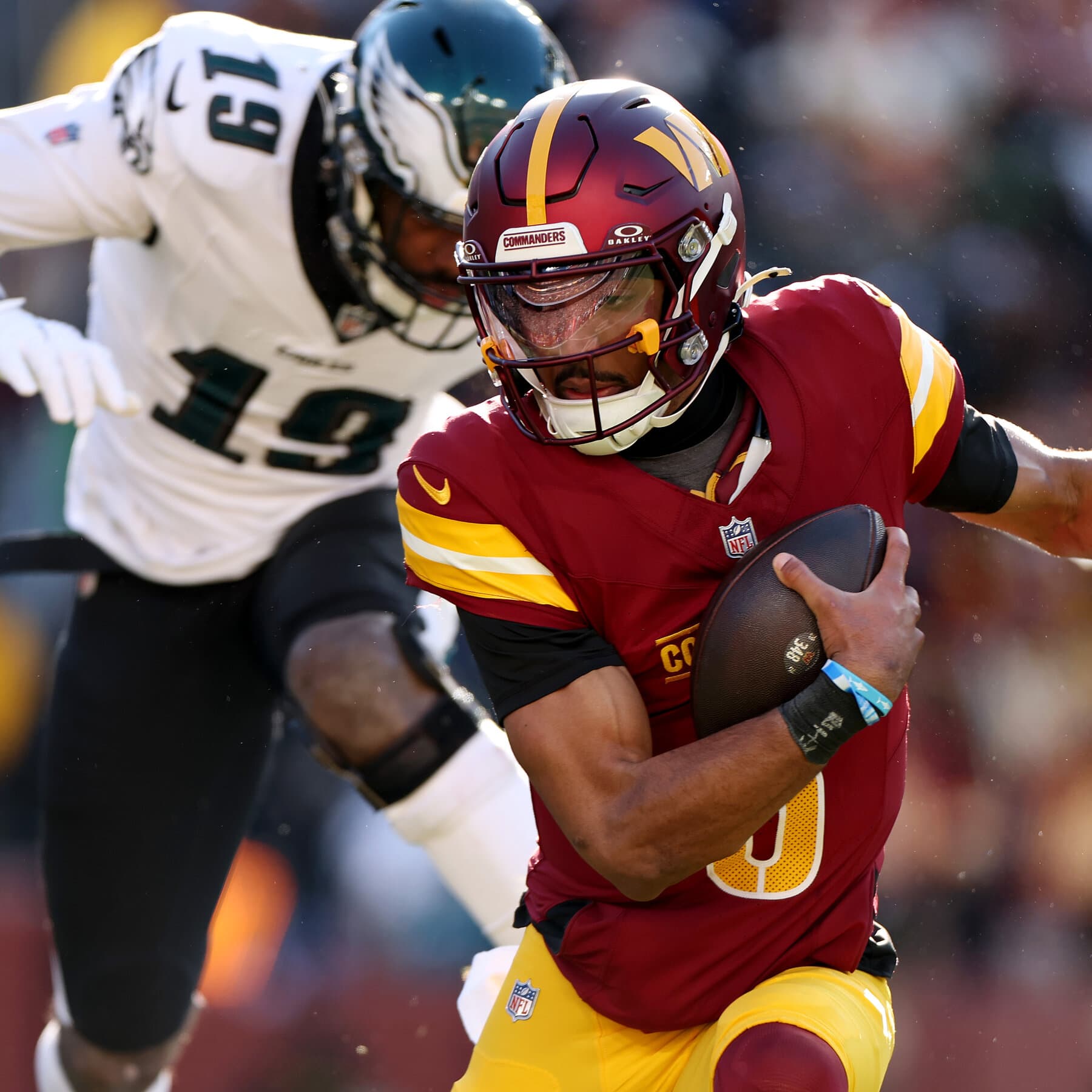 Jayden Daniels Makes His Case for the N.F.L.’s Rookie of the Year Award