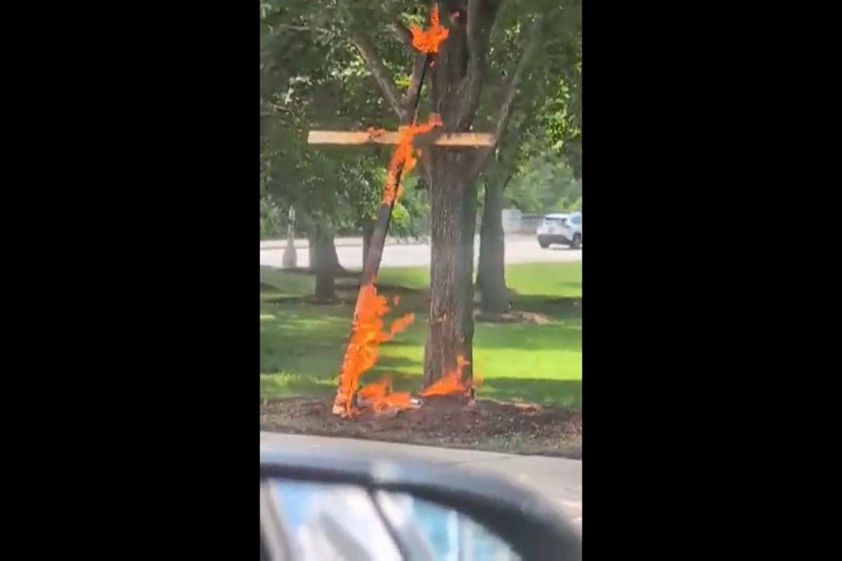 Person in custody in Chicago cross burning investigation after college student, 21, claimed responsibility