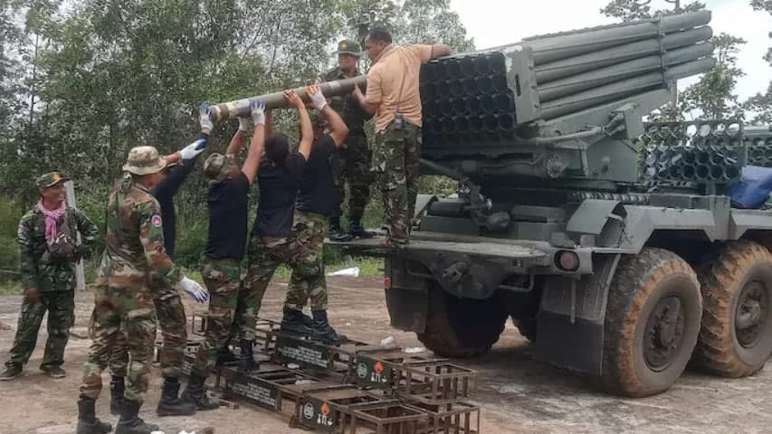 Thai Air Strikes Hit Near Poipet Amid Escalating Border Conflict with Cambodia