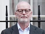 Minister sounds alarm over Aviva shares 'scam' after US predator targets private investors