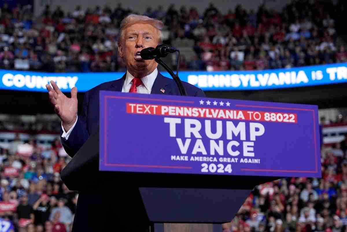 Trump vs Harris live: Trump rallies in Pennsylvania as Harris, Walz to take bus tour through state ahead of DNC