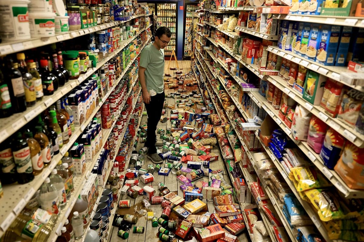 California rocked by strongest earthquake in nearly 90 years