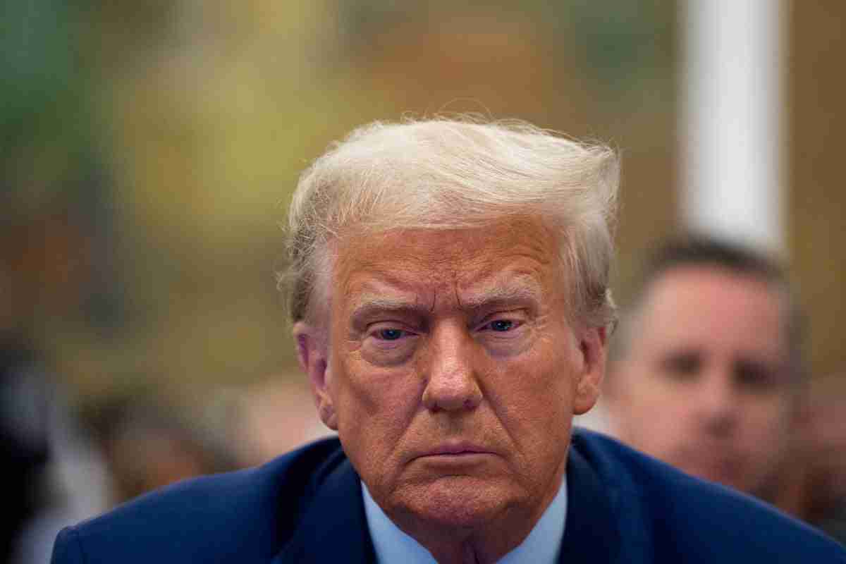 Trump rants about wind and golden showers in Iowa speech: News today
