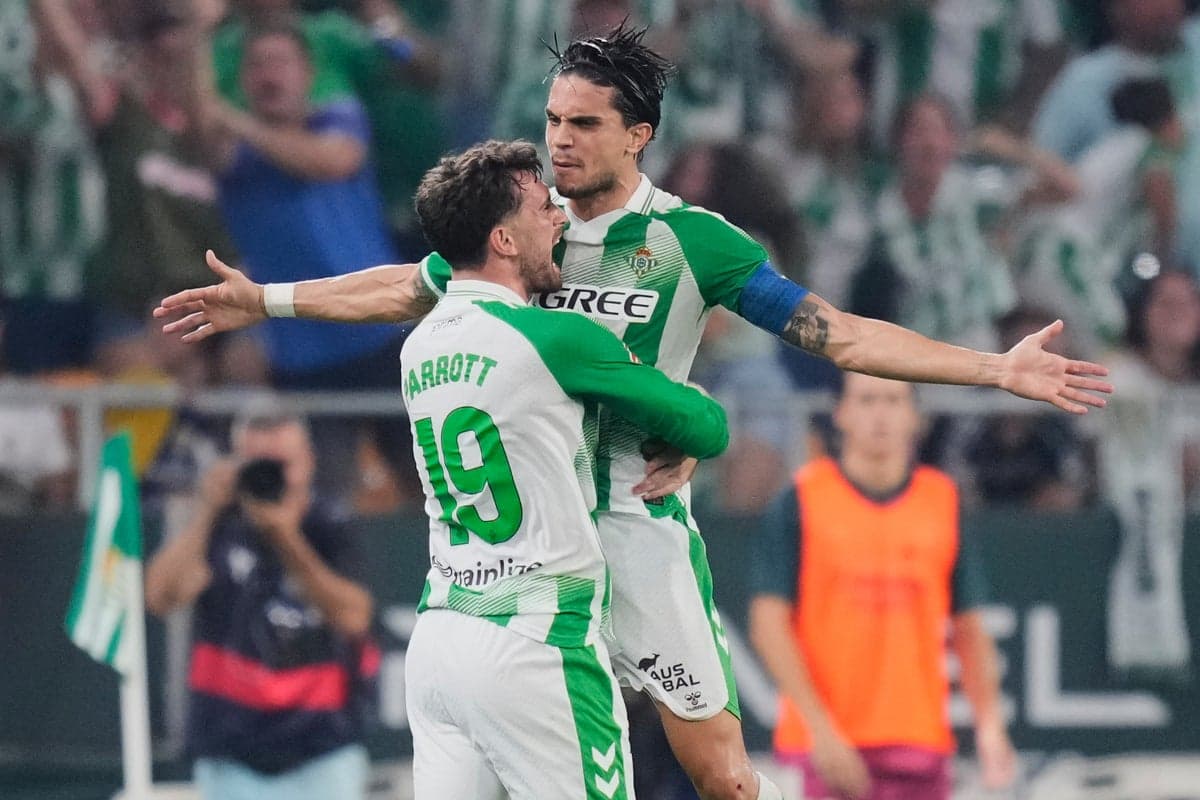 Troy Parrott scores winner as Jose Mourinho loses first game of Real Madrid return 