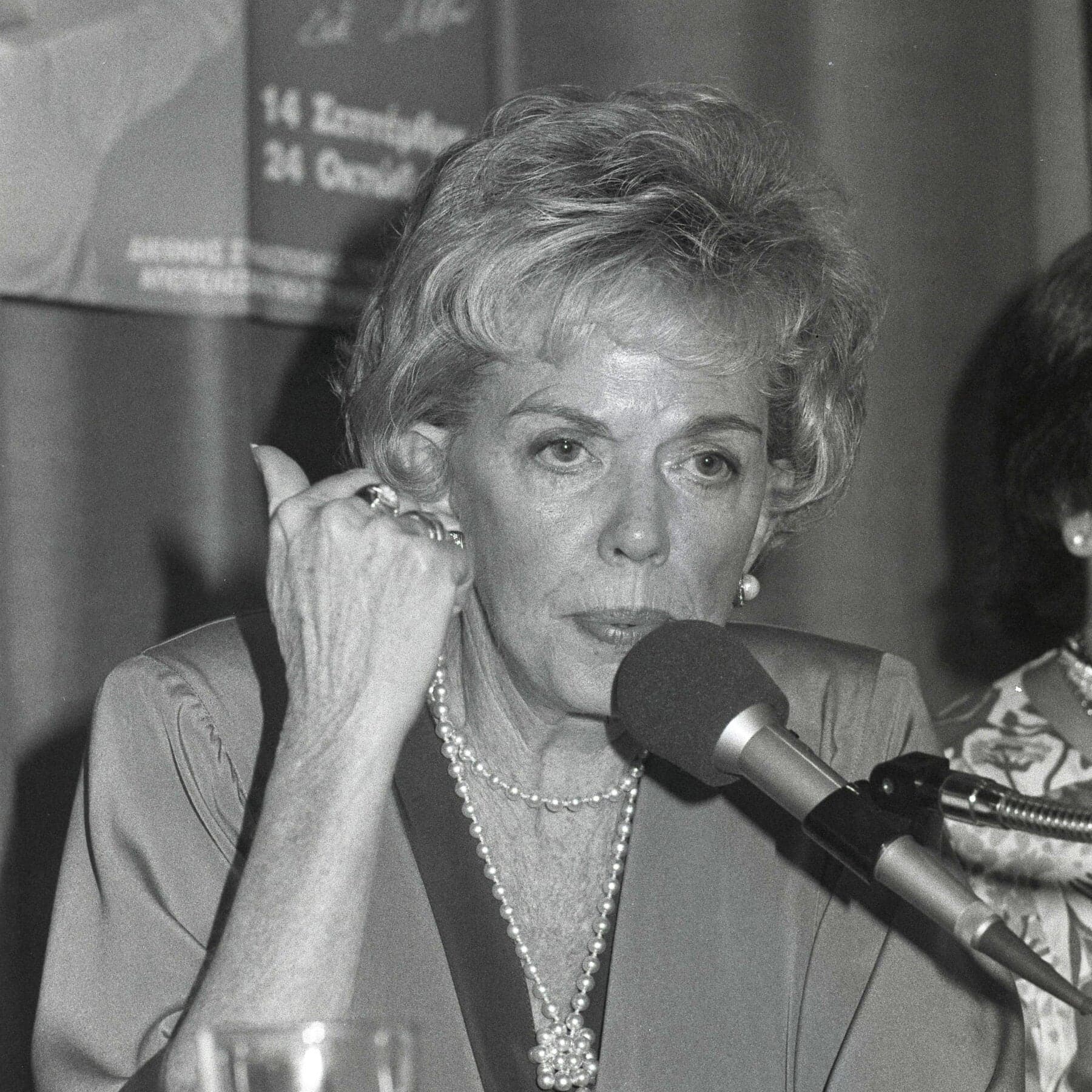 Margaret Papandreou, American-Born First Lady of Greece, Dies at 102