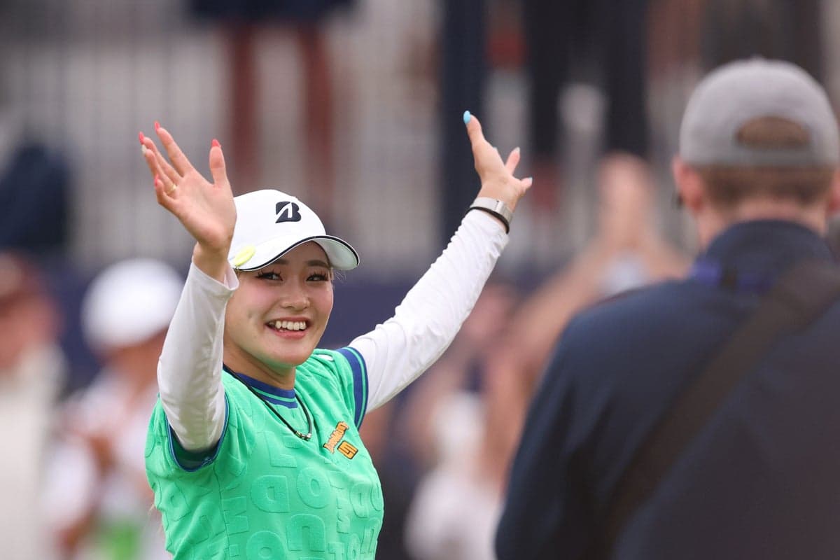 Shiho Kuwaki thwarts Esther Henseleit in dramatic play-off to claim Women’s Open title