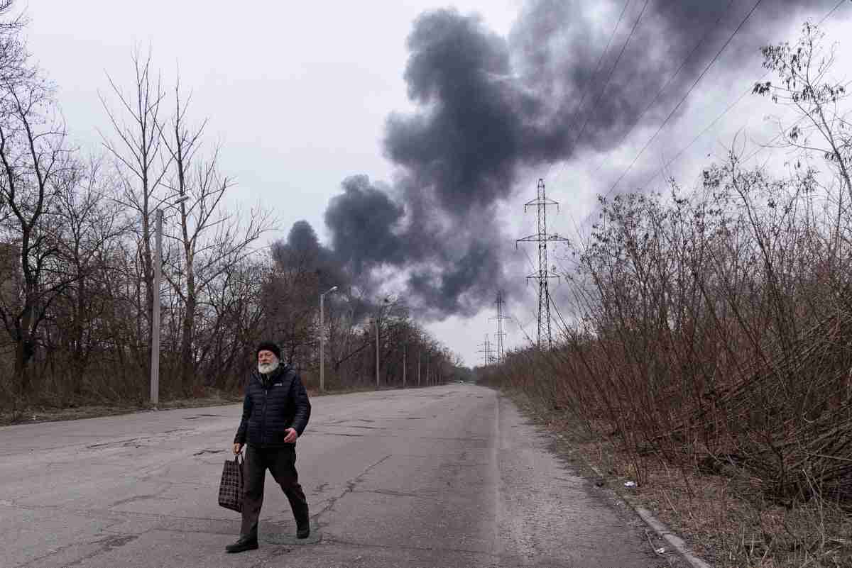 Russia-Ukraine war – live: Kyiv says Putin targeted energy facilities in overnight drone attack