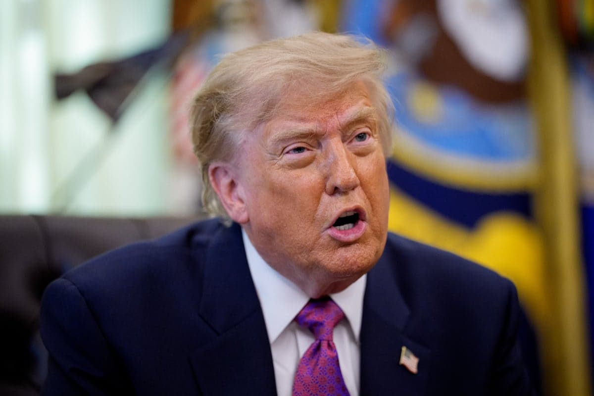 Trump returns from golf club to gripe on Truth Social about Kennedy Center judge and ‘VANDALS’