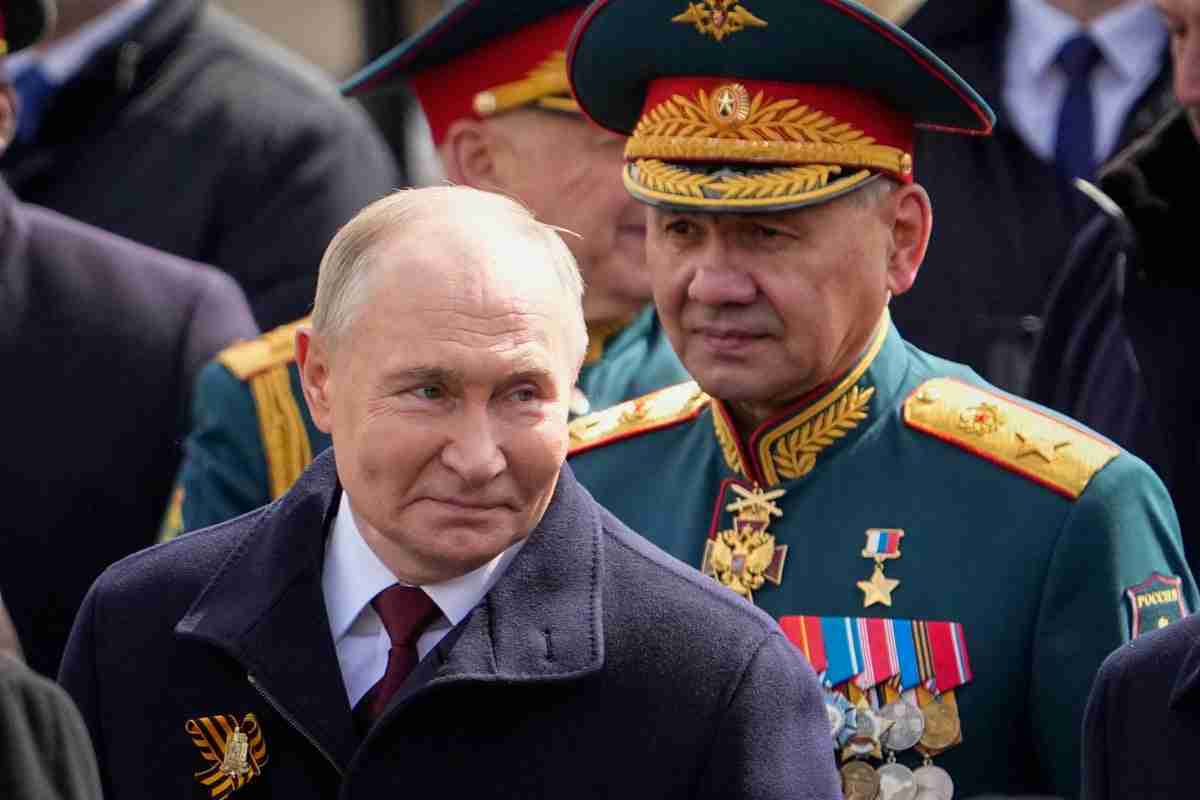 Russia-Ukraine war – live: Putin reshuffle ‘points to serious instability’ as fighting erupts in Kharkiv region