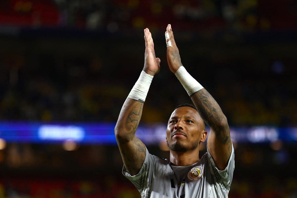 Heroic Eloy Room breaks goalkeeper record to help Curacao create history in first World Cup point