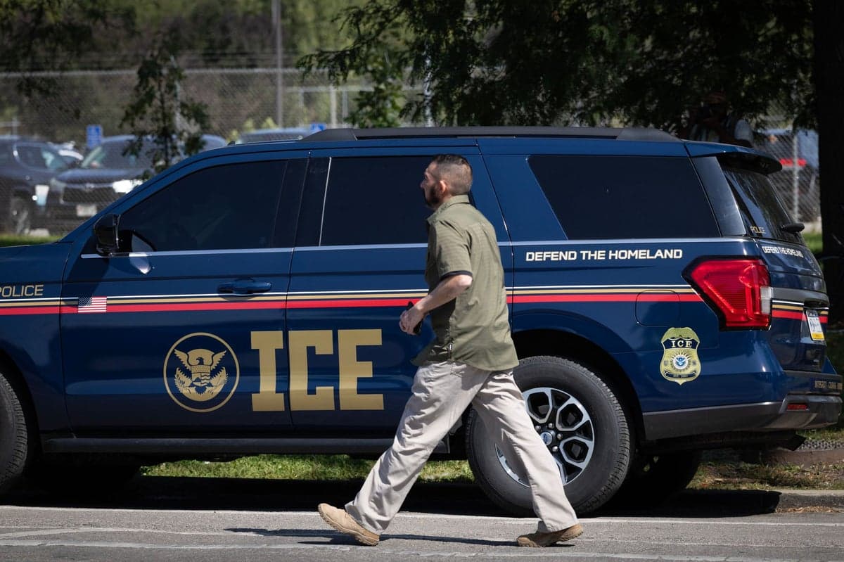 DHS ditches Noem-era plan to put shiny wraps on ICE cars and return to covert operations