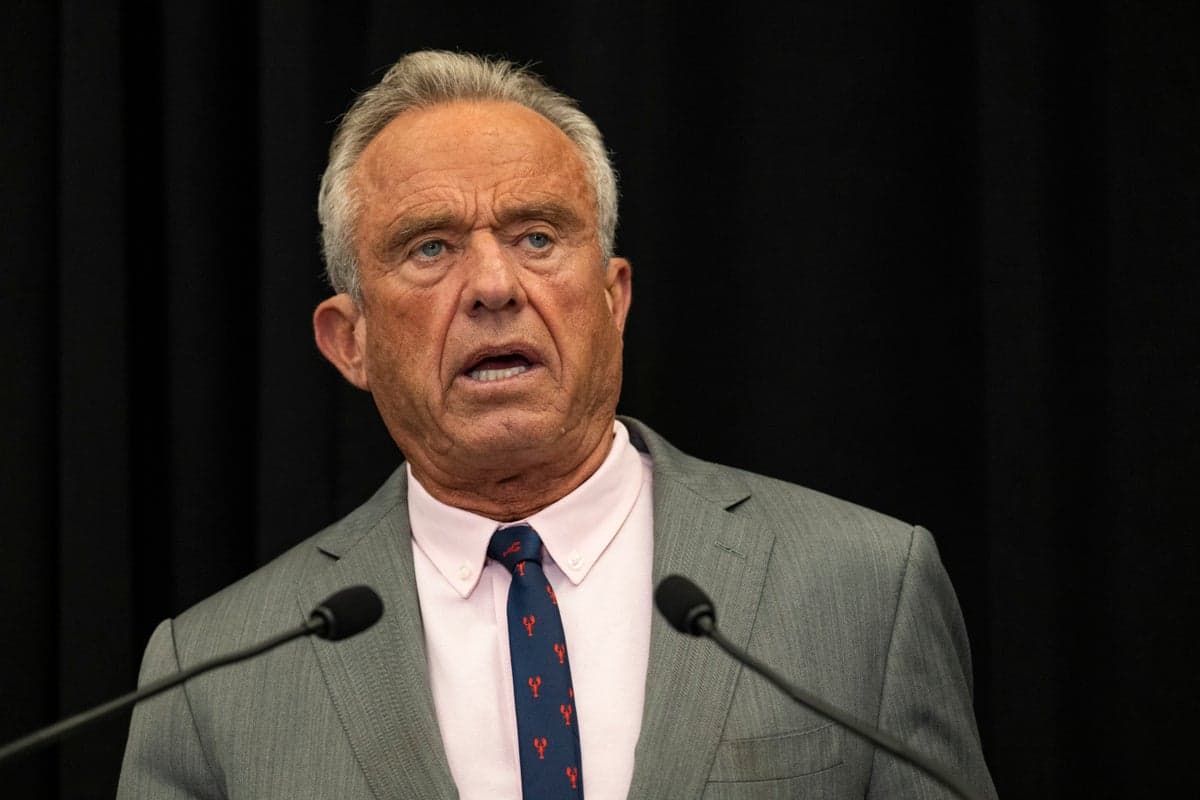 RFK Jr claims he can’t vote in an election because he is homeless