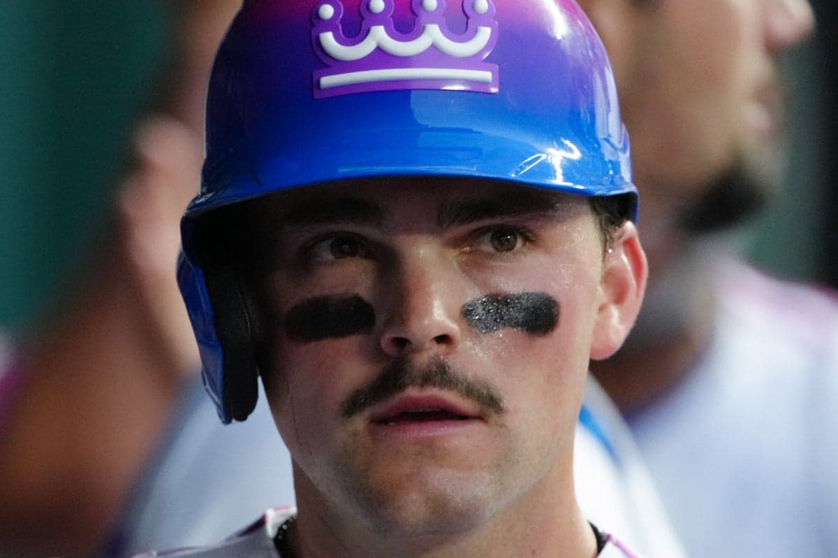 Why athletes put black marks under their eyes - and what science says about the practice