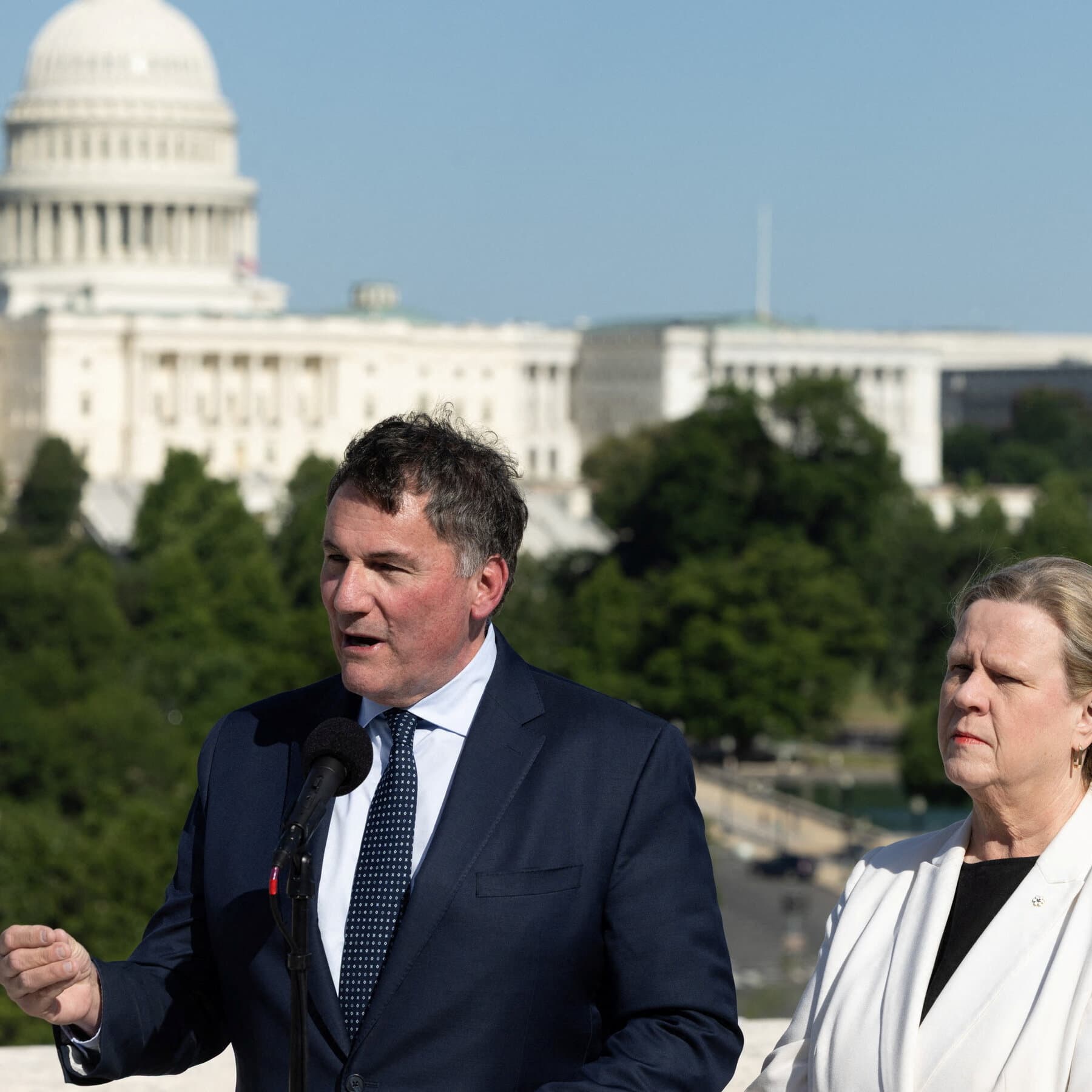Waking Up to an Escalating Canada-U.S. Trade War