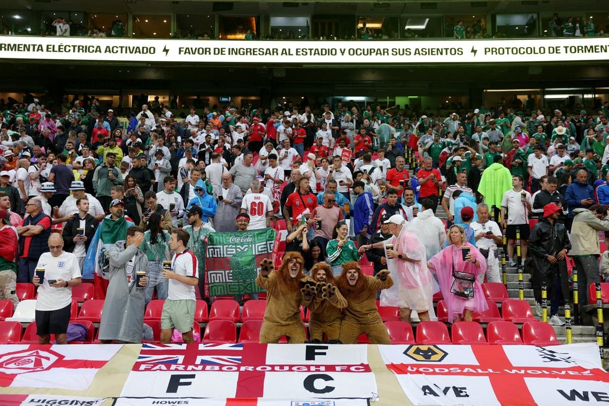Mexico v England World Cup game delayed after thunderstorm warning