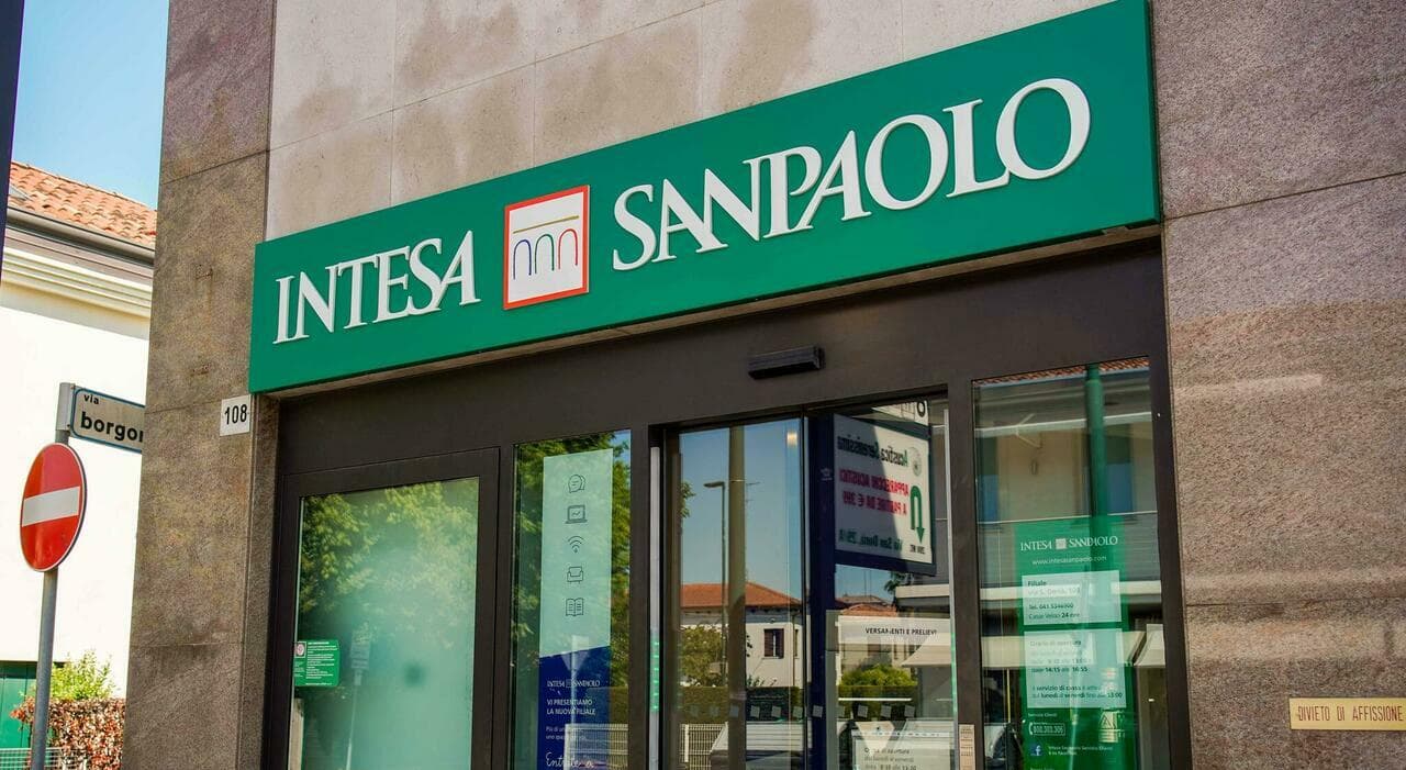 Intesa Sanpaolo Closes the Semester with 5.6 Billion in Profit
