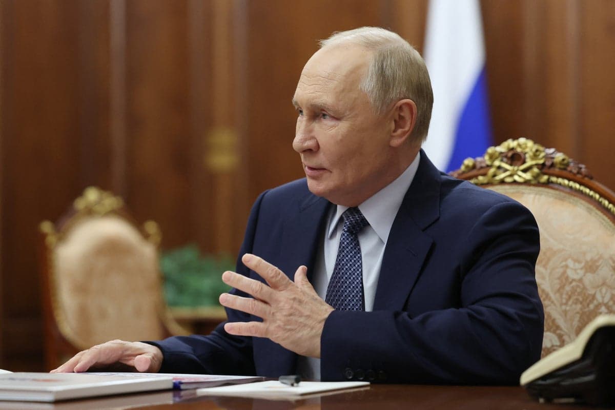 Ukraine-Russia latest: Brazil urged to arrest Putin as Zelensky issues new North Korea warning