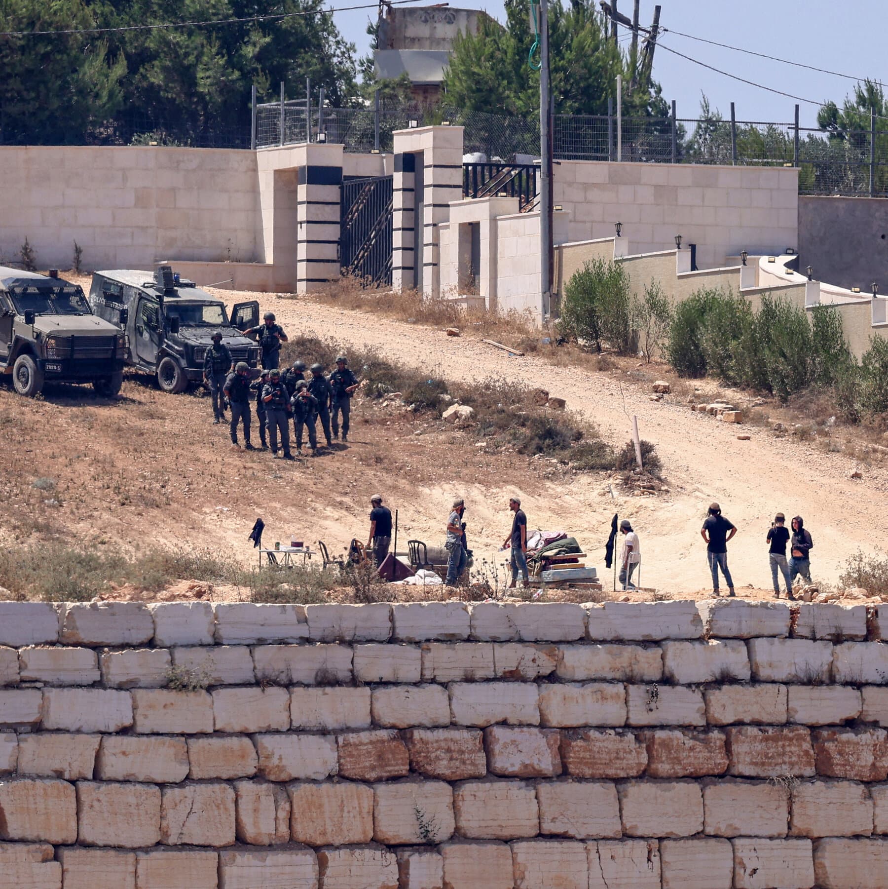 Palestinians Trapped by Settlers for Days as Israeli Army Shows Up, and Then Leaves