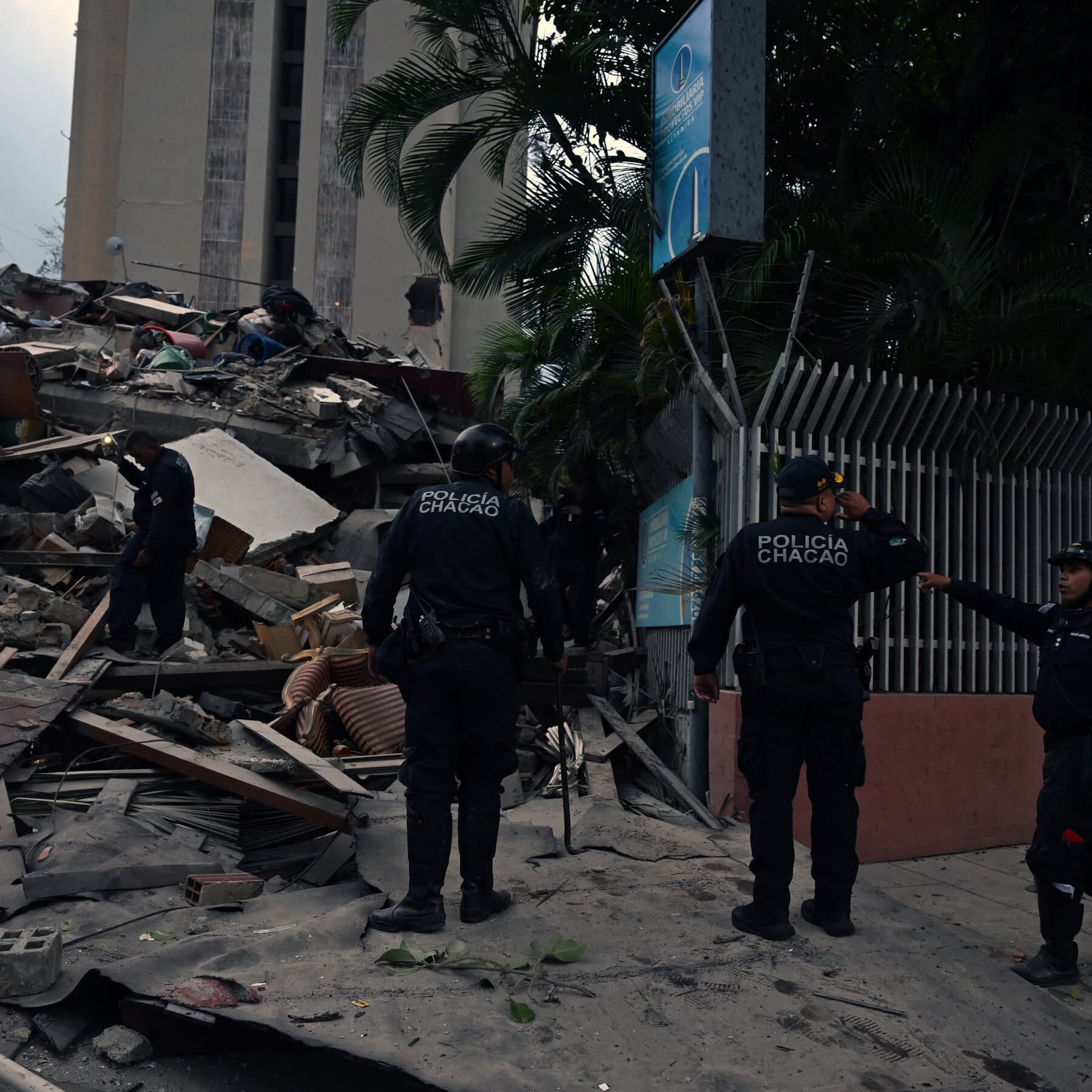 Venezuela Hit by 7.1-Magnitude Earthquake 