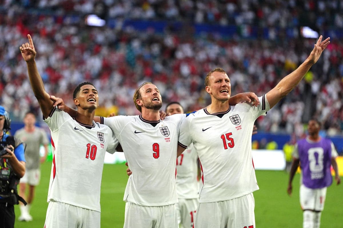 Harry Kane rubbishes claims of rift in England squad after Tuchel-Bellingham World Cup clash