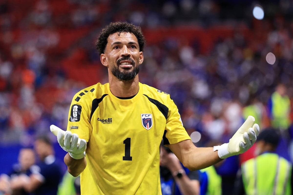 Hero Cape Verde goalkeeper Vozinha to be reunited with mother at World Cup 