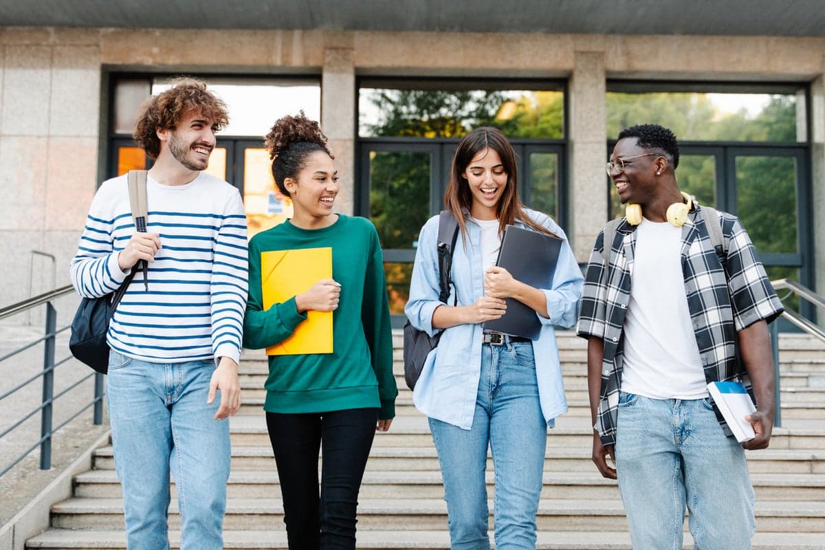 More US colleges are offering three-year degrees — but students should know the risks