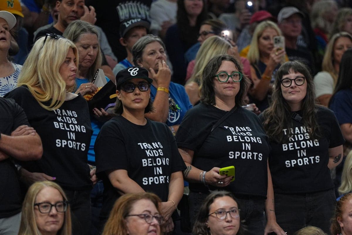 Rallies surround Fever-Lynx game after Sophie Cunningham's stance on transgender athletes