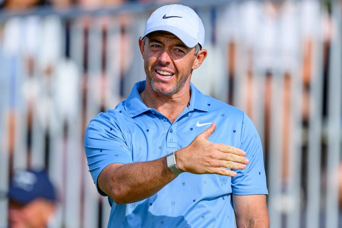 Rory McIlroy maintains share of the lead at Scottish Open