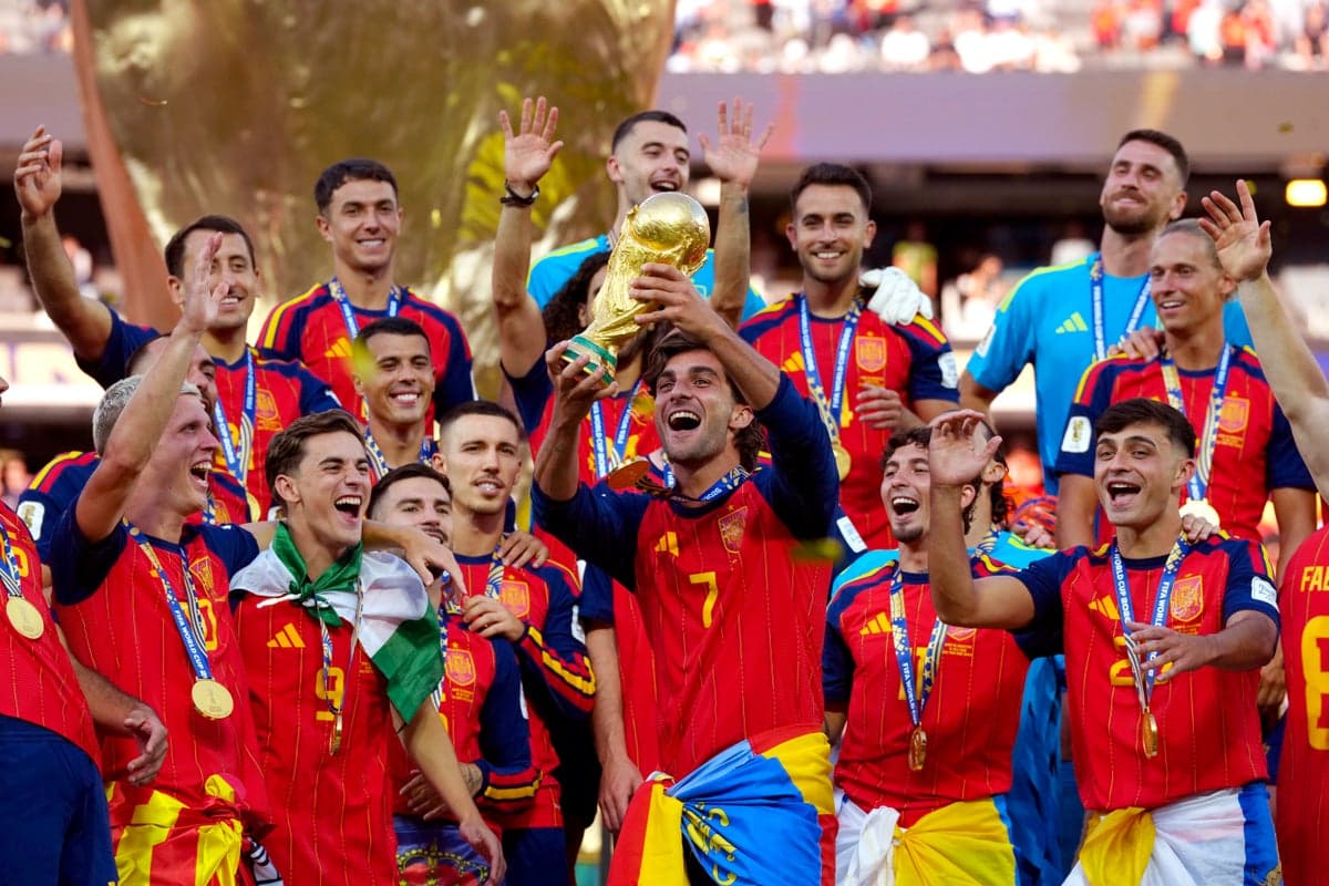 Muppets, Donald Trump and Lego trophies: The top 10 weirdest moments from the World Cup final