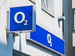 Scammers set up O2 phone contracts in my name last year... I switched network but they're trying to open more: CRANE ON THE CASE