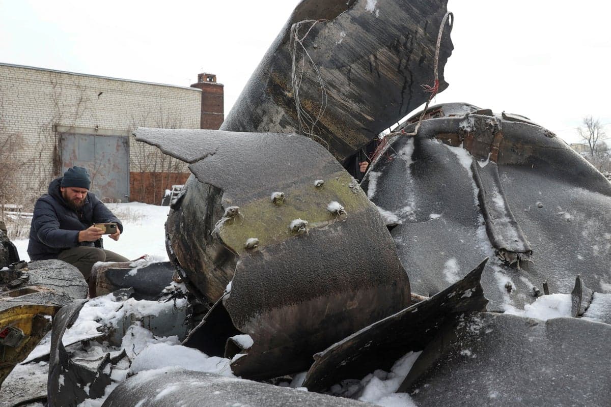 North Korea sends missile unit to Russia as Putin tries to exploit Ukraine weakness 