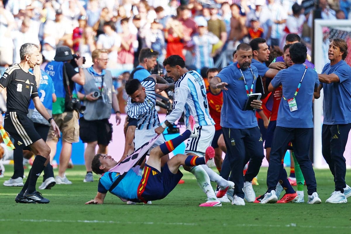 Leandro Paredes sent off after final whistle as Argentina’s World Cup ends with punches and in disgrace
