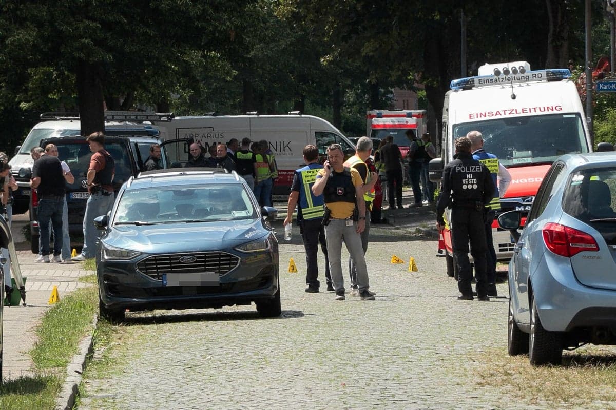 Stade shooting latest: Five people killed and two detained after attack on youth centre in Germany