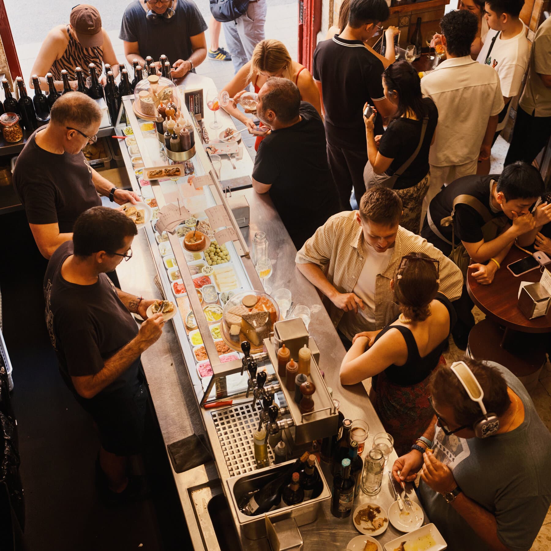 Where to Eat and Drink at a Barcelona Bar Like a Local