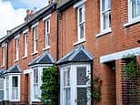 Mortgage rates see biggest monthly fall since 2024 but brokers fret over Middle East impact