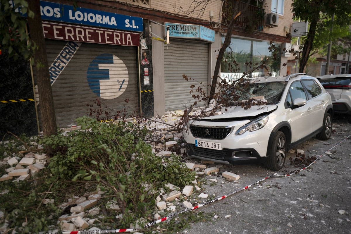 Spain earthquakes mapped: More than 600 evacuated after tourist hotspot rocked by quake