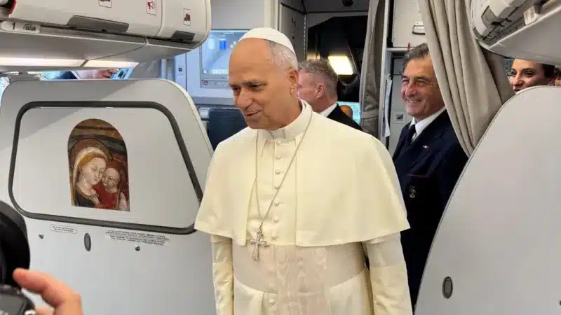 Trump Attacks Pope Leo as Rift Grows Over Iran War
