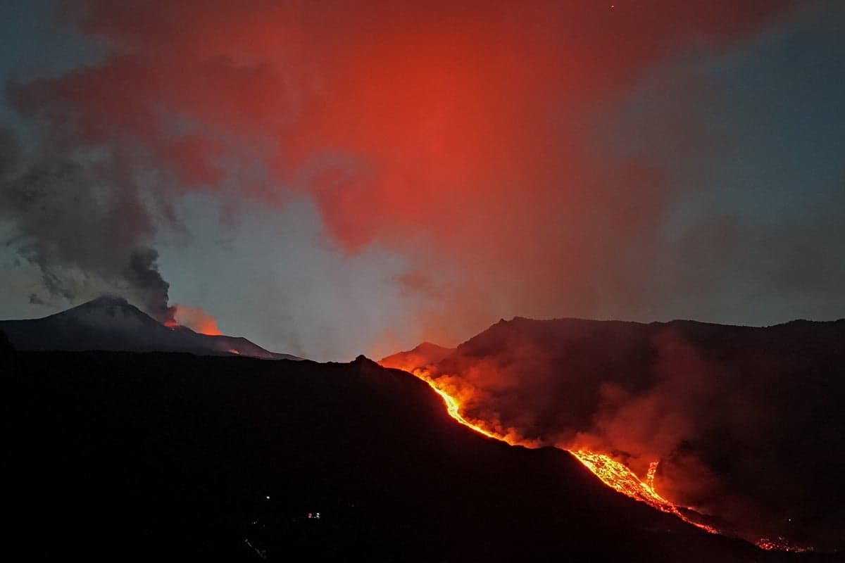 Italy facing further travel chaos as Mount Etna ash keeps popular airport closed