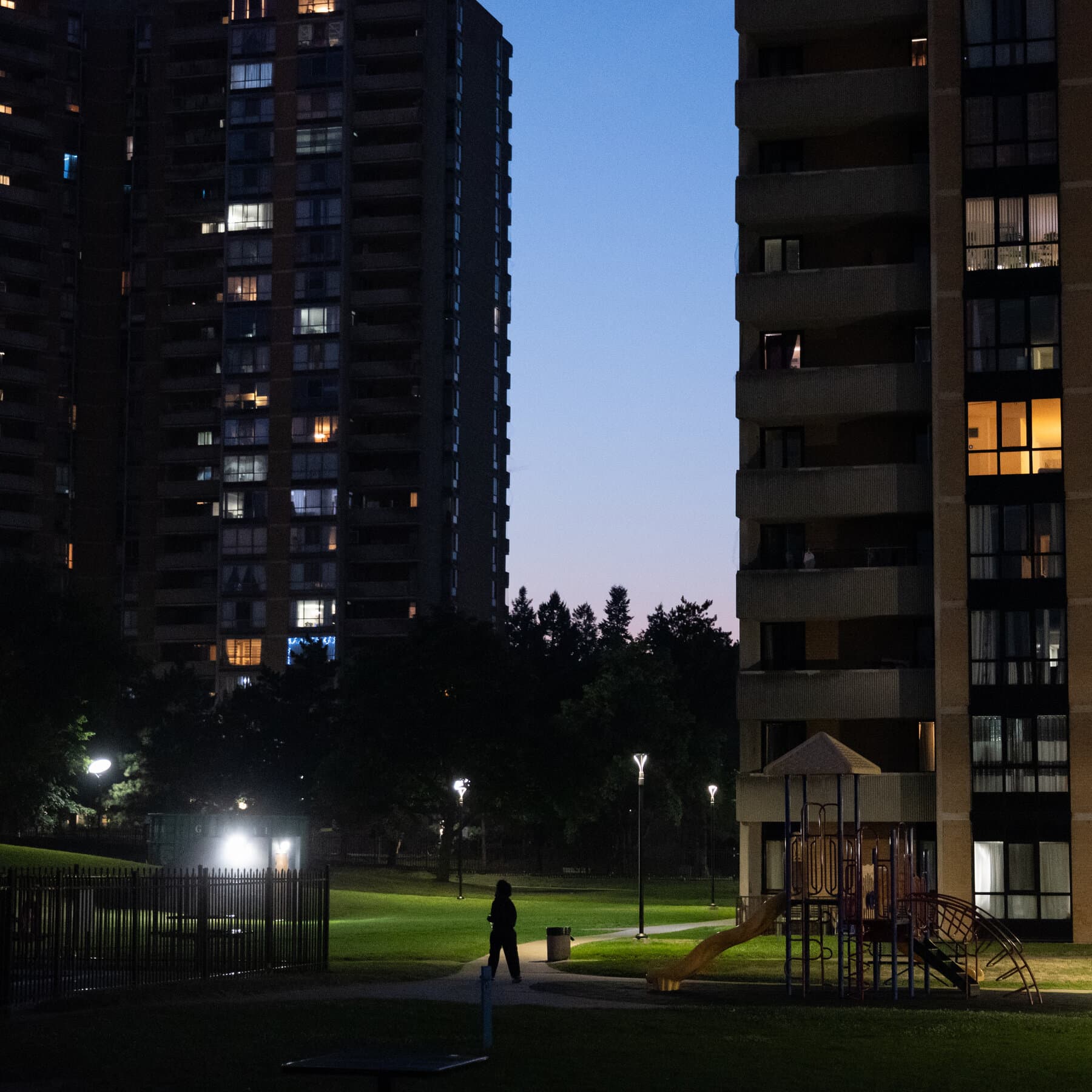 A Shooting at the U.S. Consulate in Toronto Exposes a Neighborhood’s Guns-for-Hire Network