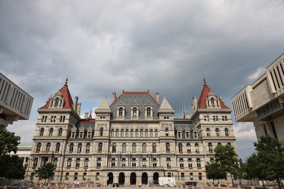 FBI stops suspected ISIS plot to blow up New York Capitol building