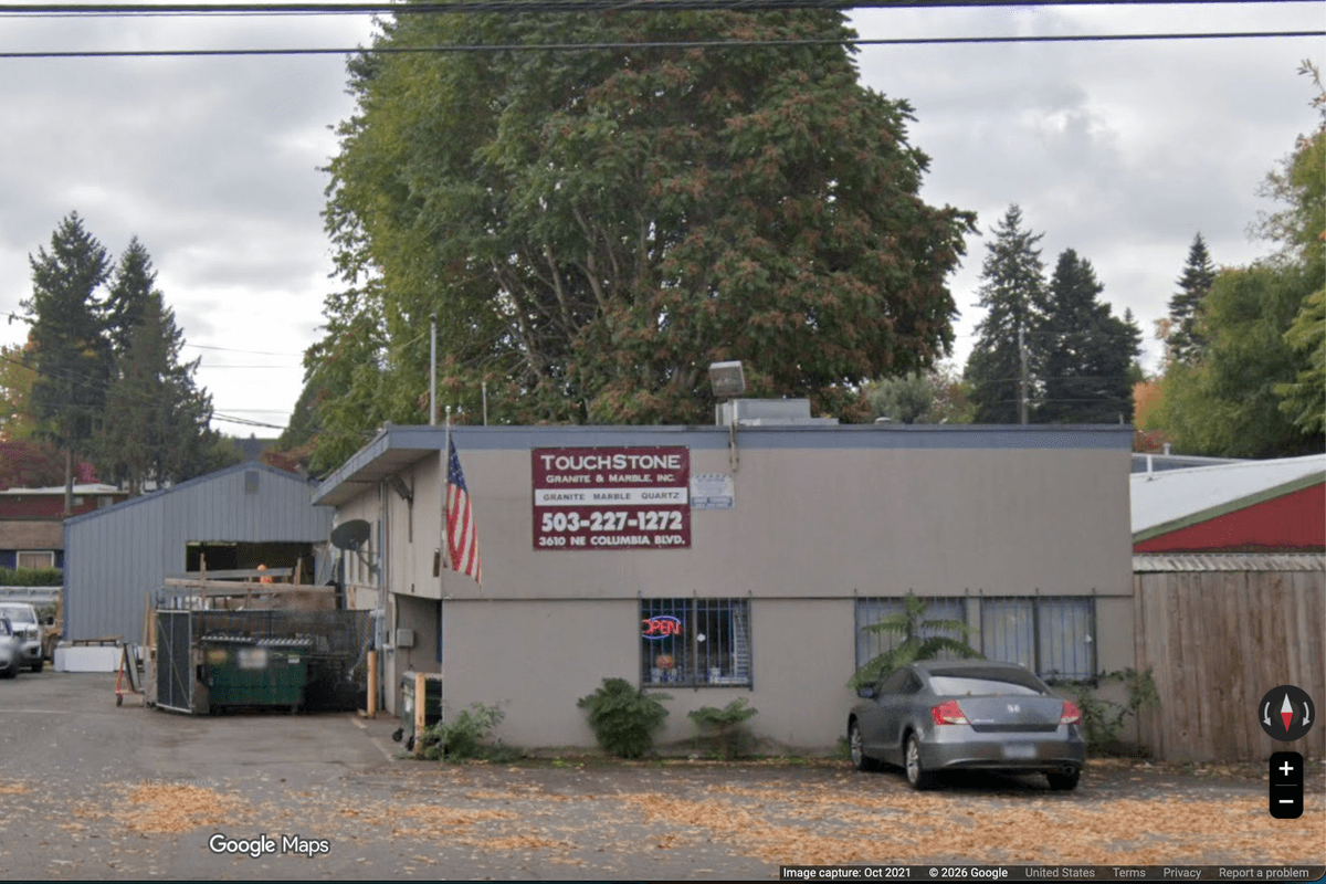 Man sues for $10 million after being shot while breaking into an Oregon business