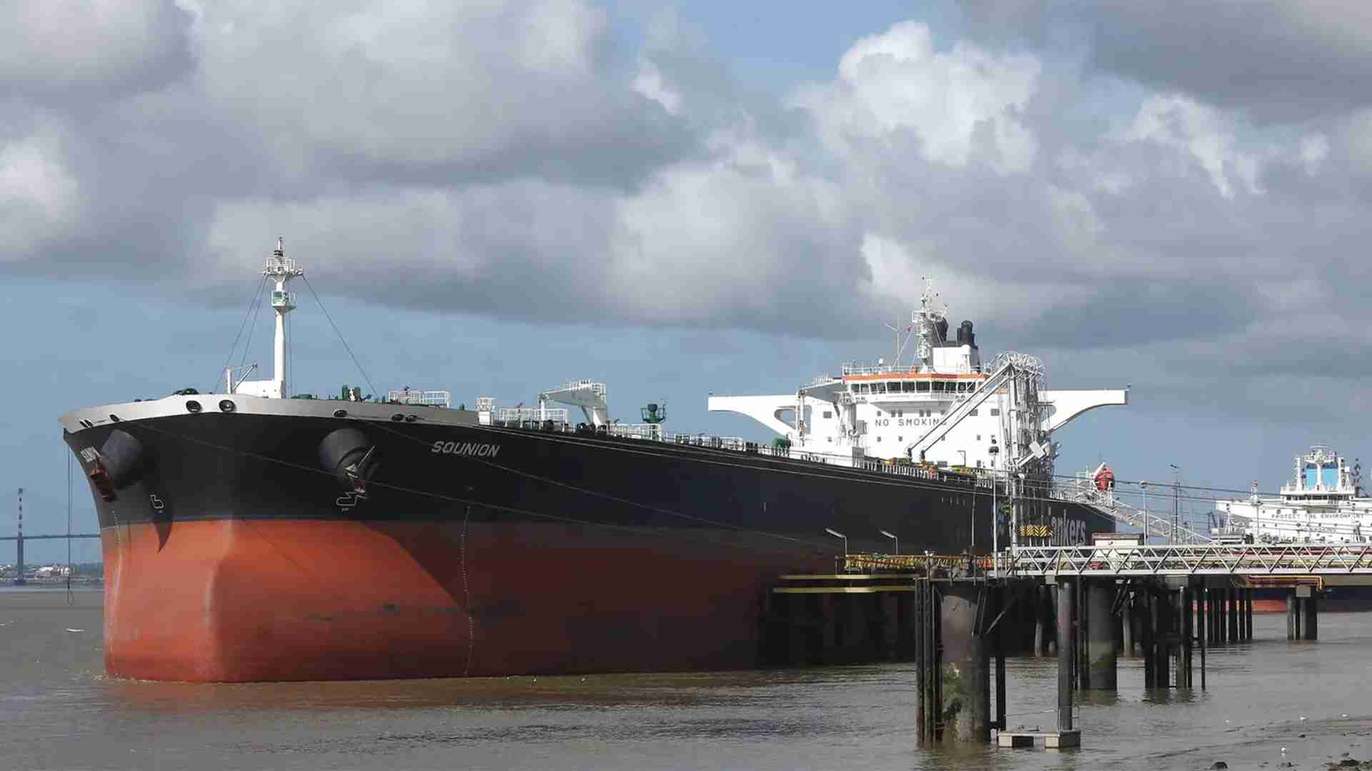 Greek Oil Tanker Ablaze and Drifting After Multiple Attacks in Red Sea