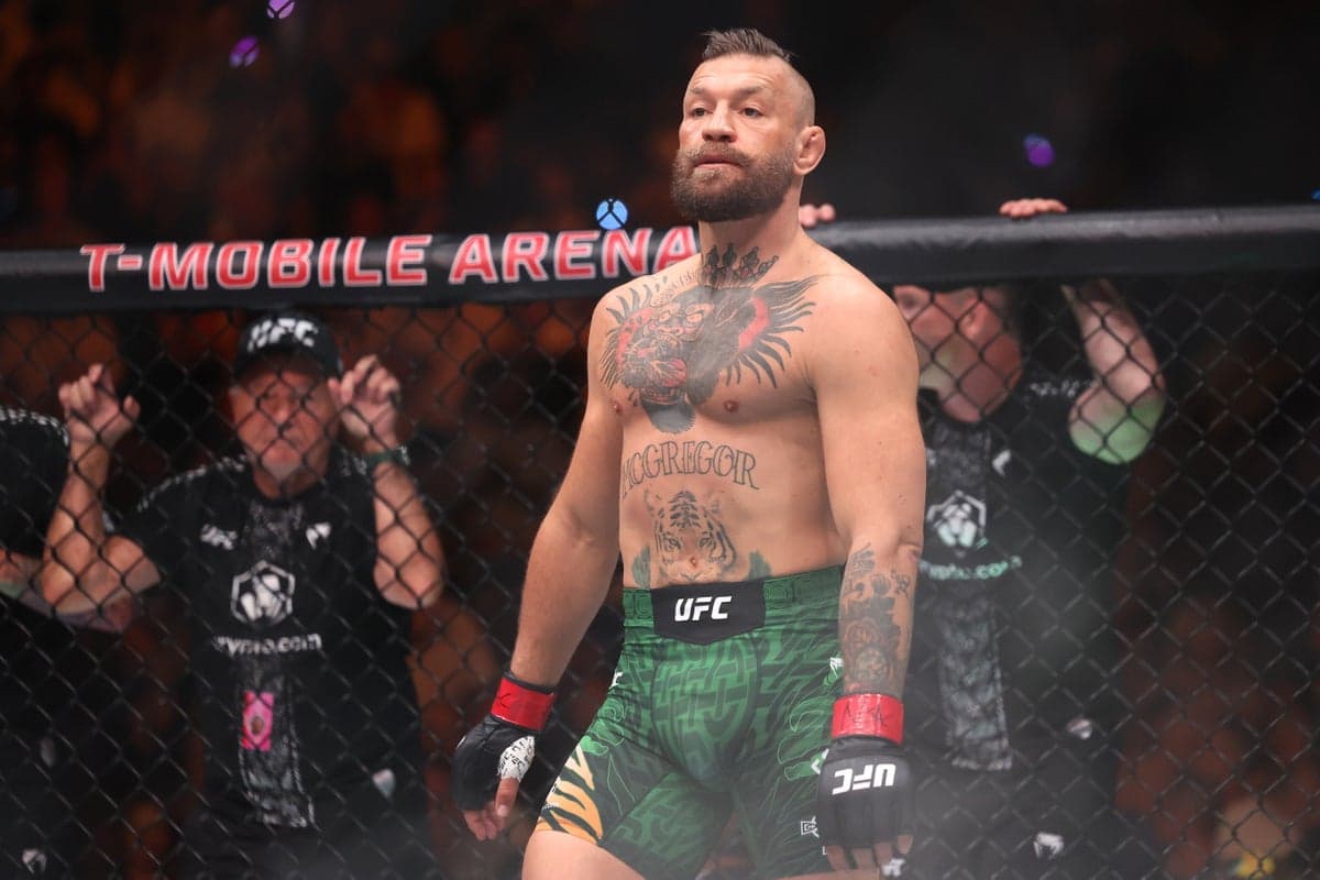 Conor McGregor suffers devastating injury to end UFC return in 69 seconds