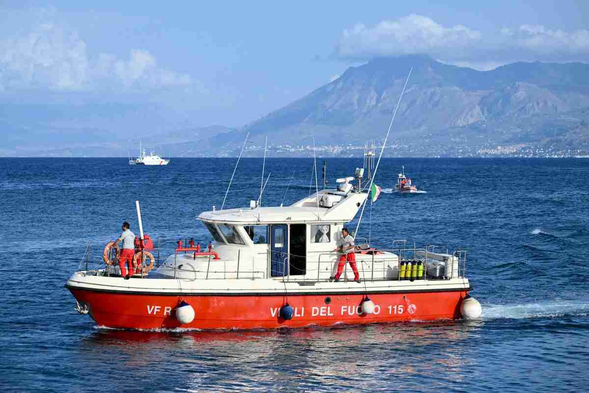 Mike Lynch yacht latest: Brother of missing banker says ‘air pockets’ may offer slim chance of survival