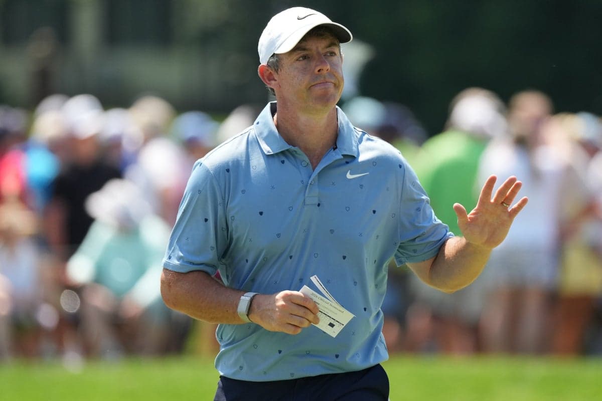 Rory McIlroy heads back to range after slipping off the pace at BMW Championship