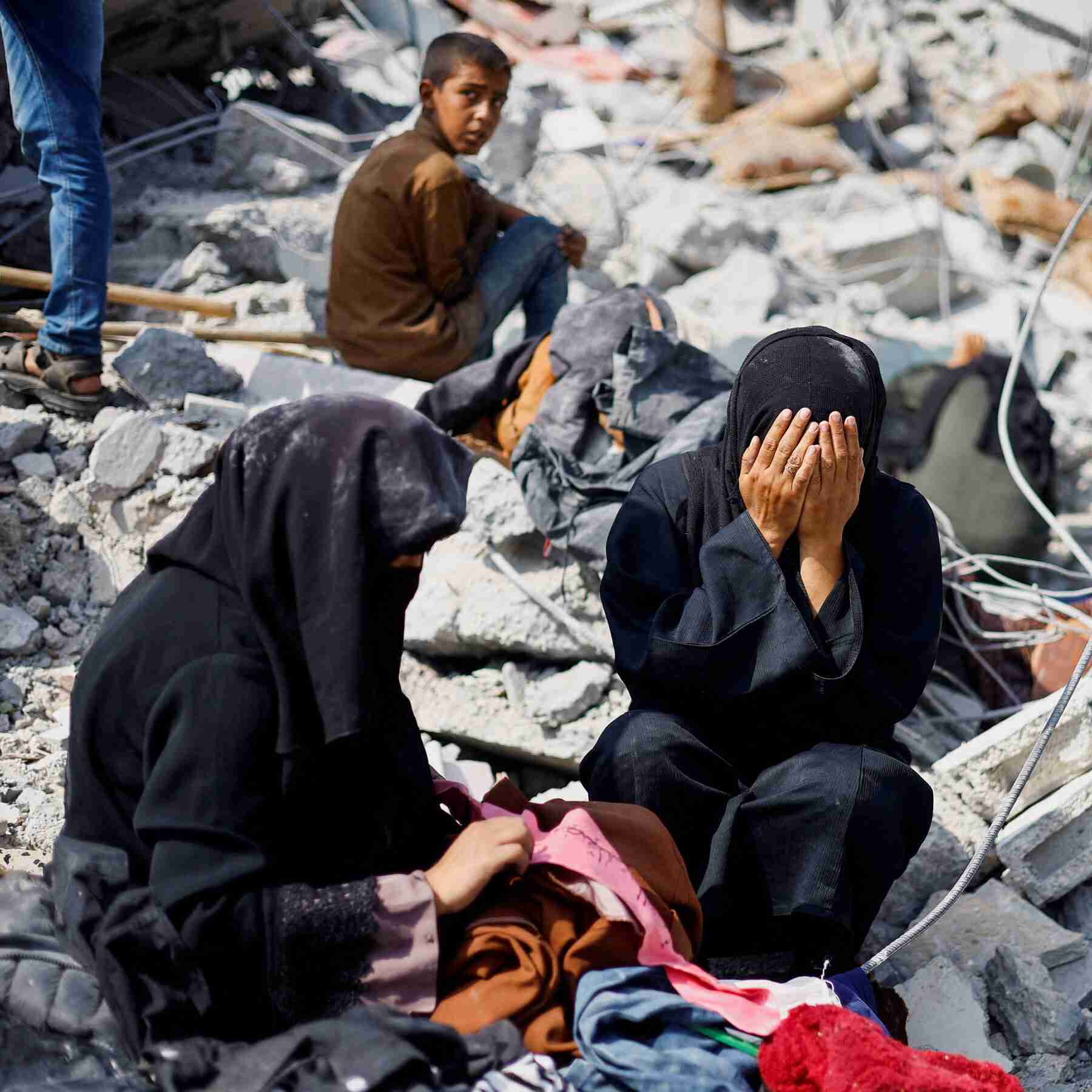 Israel-Hamas Cease-Fire Plan Outlined by Biden Stirs Skepticism in Gaza