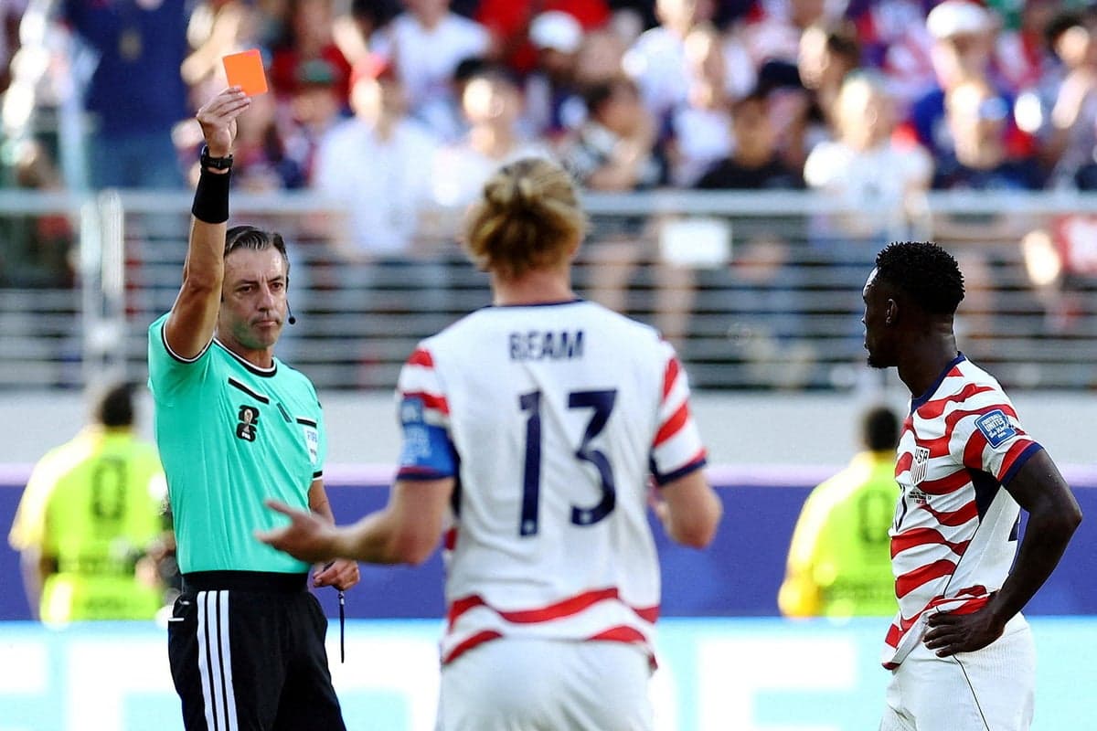 Fifa backs referee called ‘suspect’ by Trump after Folarin Balogun ban wiped