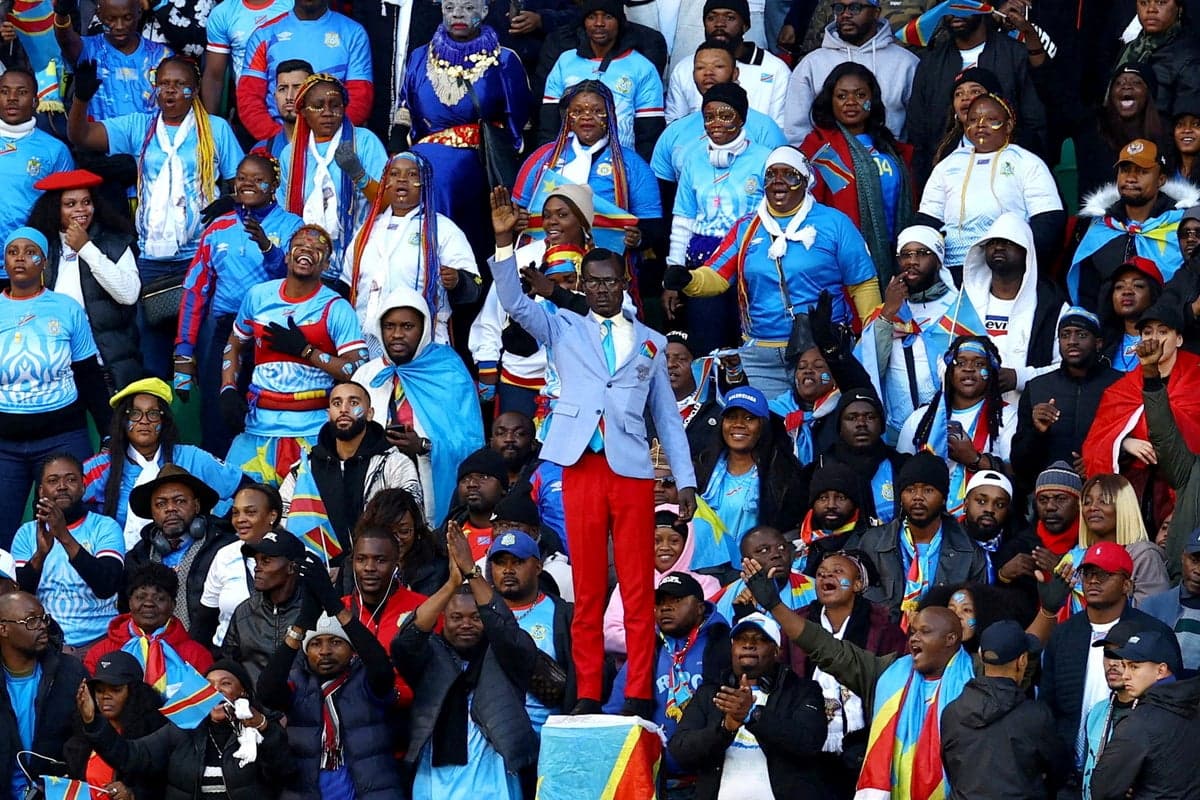 DR Congo’s living statue super-fan arrives in Mexico to give unique World Cup support