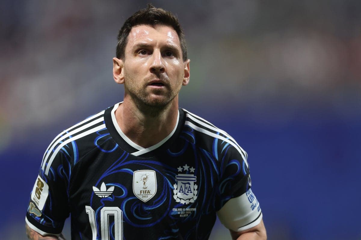 Thierry Henry sends England a pointed Lionel Messi message: ‘Don’t wake the beast’